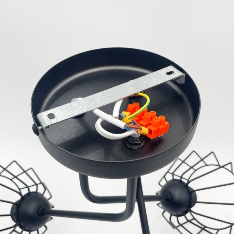 Lampa sufitowa ESTRELLA 3-punktowa E27 - klosze metalowe DIAMENT