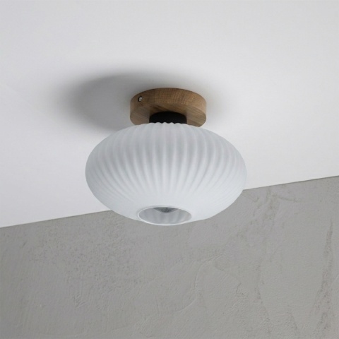 Nowoczesna lampa sufitowa HARMA z drewnem dębowym, szklany ryflowany klosz E27