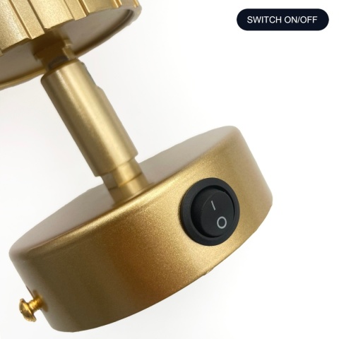 Kinkiet ścienny PRISMA z włącznikiem - złoty ryflowany klosz, GU10