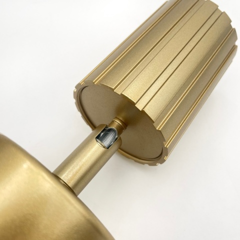 Kinkiet ścienny PRISMA z włącznikiem - złoty ryflowany klosz, GU10