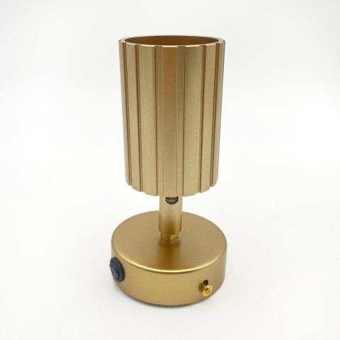 Kinkiet ścienny PRISMA z włącznikiem - złoty ryflowany klosz, GU10