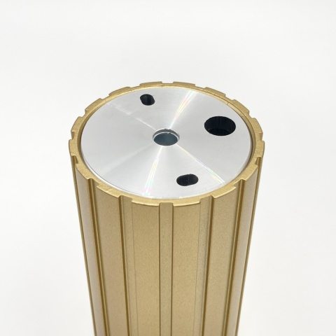 Nowoczesna lampa sufitowa PRISMA - złoty ryflowany klosz, GU10