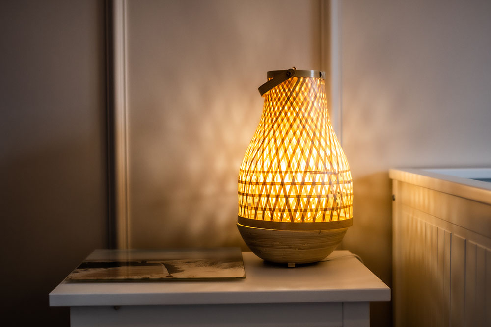 Idealna lampka nocna – jakie cechy powinna posiadać?